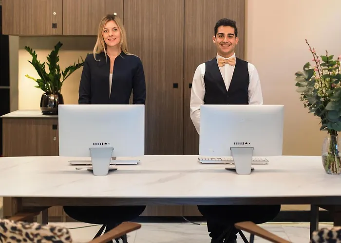 Khla Отель Ницца